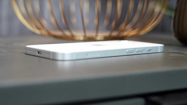 Xiaomi 15T, Samsung Galaxy S25 FE hay iPhone 16e: “Ông trùm” tầm giá 15 triệu thật sự là ai?- Ảnh 9. Xiaomi 15T, Samsung Galaxy S25 FE hay iPhone 16e: “Ông trùm” tầm giá 15 triệu thật sự là ai?- Ảnh 9.