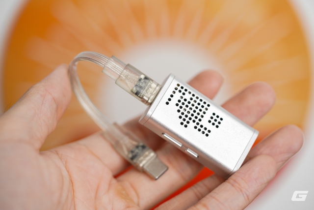 Chỉ là cái dongle 3.5mm để nghe nhạc cũng "thượng vàng, hạ cám": Dongle Apple 300 nghìn khác gì loại cao cấp giá hơn 3 triệu?- Ảnh 8.