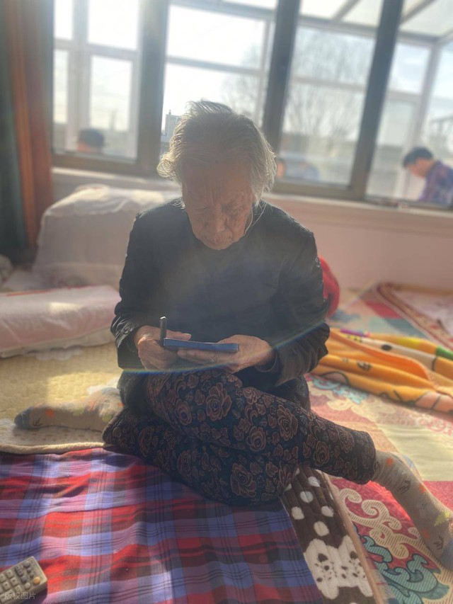 Nhà lâu không có khách qua lại, tôi mới nhận ra sự thật về tuổi già- Ảnh 1. Nhà lâu không có khách qua lại, tôi mới nhận ra sự thật về tuổi già- Ảnh 1.