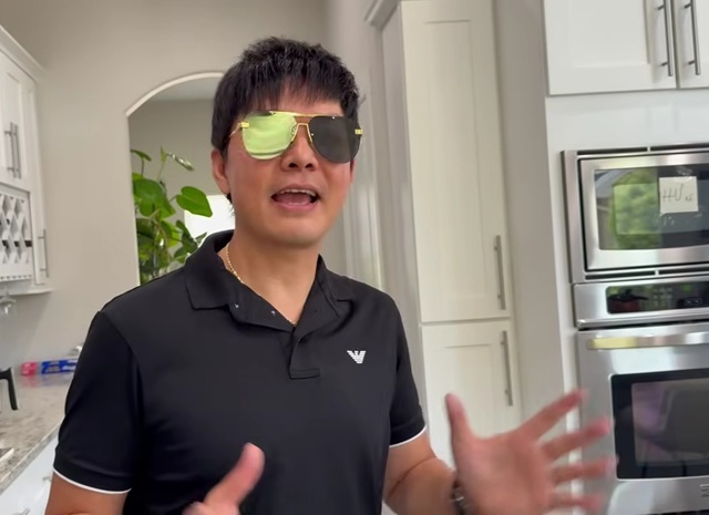 Nam ca sĩ lấy vợ xong mua 2, 3 căn nhà ở Mỹ, nhường em trai hẳn một căn- Ảnh 2. Nam ca sĩ lấy vợ xong mua 2, 3 căn nhà ở Mỹ, nhường em trai hẳn một căn- Ảnh 2.