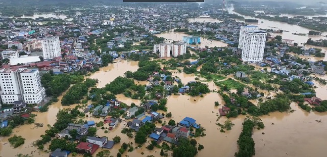 Trận mưa lũ lịch sử do ảnh hưởng của bão số 11 khiến nhiều khu vực của Thái Nguyên bị ngập sâu.
