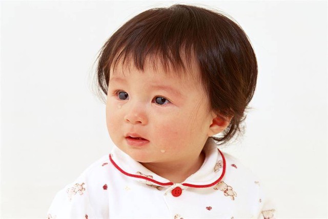 Nỗi băn khoăn của mẹ: Con ở nh&agrave; th&igrave; khỏe mạnh, sao đến lớp lại cứ ốm suốt?- Ảnh 3.