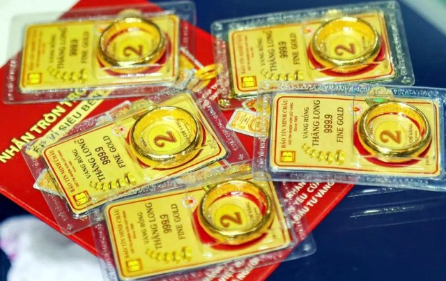 Nhiều tiền đến đâu mà mua vàng kiểu này thì cũng chịu- Ảnh 1. Nhiều tiền đến đâu mà mua vàng kiểu này thì cũng chịu- Ảnh 1.