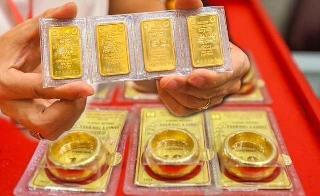 Nhiều tiền đến đâu mà mua vàng kiểu này thì cũng chịu- Ảnh 2. Nhiều tiền đến đâu mà mua vàng kiểu này thì cũng chịu- Ảnh 2.