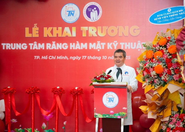 TS.BSCKII . Lê Trung Chánh phát biểu. TS.BSCKII . Lê Trung Chánh phát biểu.