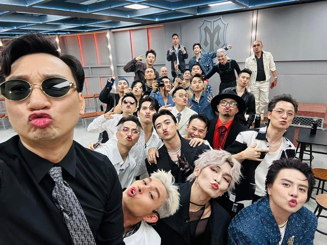 Lý do 25 "anh tài" không nhận cát-xê trong đêm nhạc "Tôi! Người Việt Nam"- Ảnh 2.