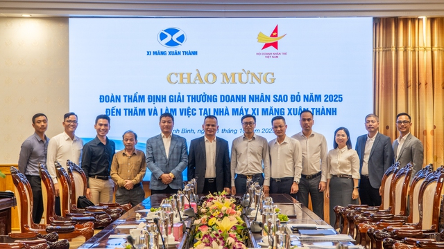 Đoàn thẩm định tại Công ty CP Xi măng Xuân Thành Đoàn thẩm định tại Công ty CP Xi măng Xuân Thành
