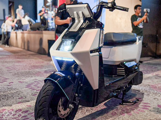 Đây là chiếc xe điện không bao giờ phải lo hết pin: SYM PE3- Ảnh 1.