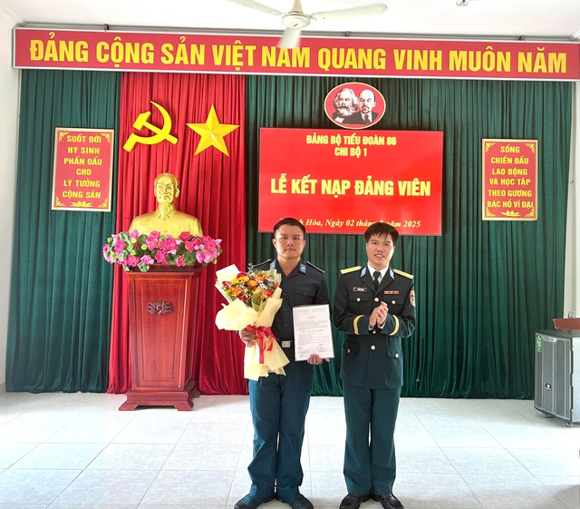 Tuổi trẻ Sư đoàn 377 - Bản lĩnh, khát vọng, xung kích, sáng tạo, tự tin vững bước vào kỷ nguyên mới- Ảnh 4. Tuổi trẻ Sư đoàn 377 - Bản lĩnh, khát vọng, xung kích, sáng tạo, tự tin vững bước vào kỷ nguyên mới- Ảnh 4.