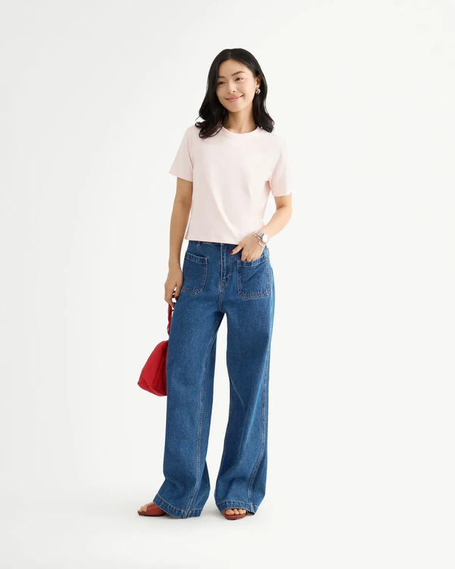 Đổi tủ đồ không cần mua nhiều: Hai màu nâu sữa và xanh jeans là quá đủ- Ảnh 32. Đổi tủ đồ không cần mua nhiều: Hai màu nâu sữa và xanh jeans là quá đủ- Ảnh 32.