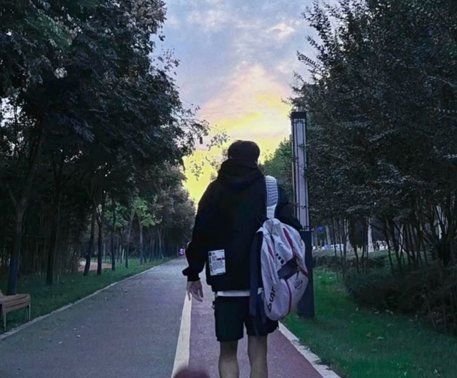 CẢNH BÁO 5 khoảnh khắc dễ gây đột tử vào mùa lạnh, bác sĩ: Người vốn trẻ, khỏe cũng khó "thoát"- Ảnh 3.