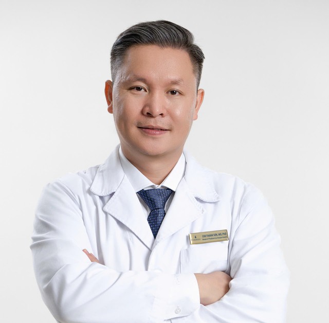 Chân dung BS Chu Thanh Sơn – Người đứng sau ca phẫu thuật hồi sinh bé trai 8 tháng tuổi Chân dung BS Chu Thanh Sơn – Người đứng sau ca phẫu thuật hồi sinh bé trai 8 tháng tuổi