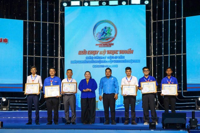 Thanh niên Thành phố Hồ Chí Minh tiêp bước hành trình sáng tạo và cống hiến- Ảnh 3. Thanh niên Thành phố Hồ Chí Minh tiêp bước hành trình sáng tạo và cống hiến- Ảnh 3.