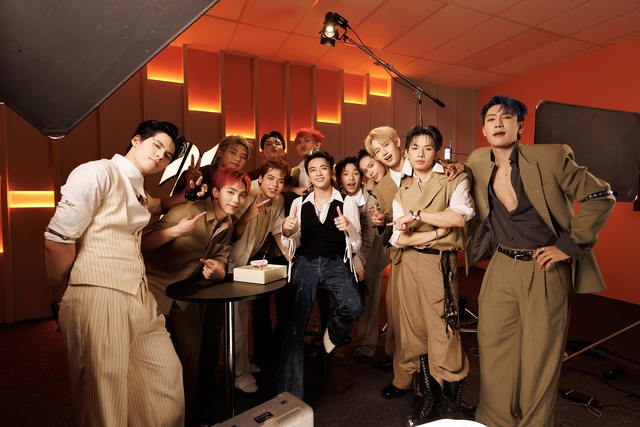 SOOBIN: "Mặc dù chưa sẵn sàng làm cha lắm, nhưng có 11 ông con trai vừa đẹp vừa giỏi như này cũng được"- Ảnh 3. SOOBIN: "Mặc dù chưa sẵn sàng làm cha lắm, nhưng có 11 ông con trai vừa đẹp vừa giỏi như này cũng được"- Ảnh 3.