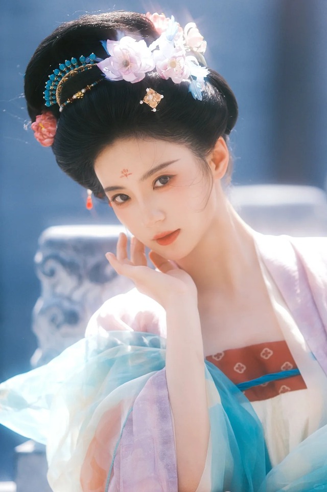 Cuối năm xoay chuyển cục diện, ba con gi&aacute;p đổi vận thấy tiền liền- Ảnh 1.