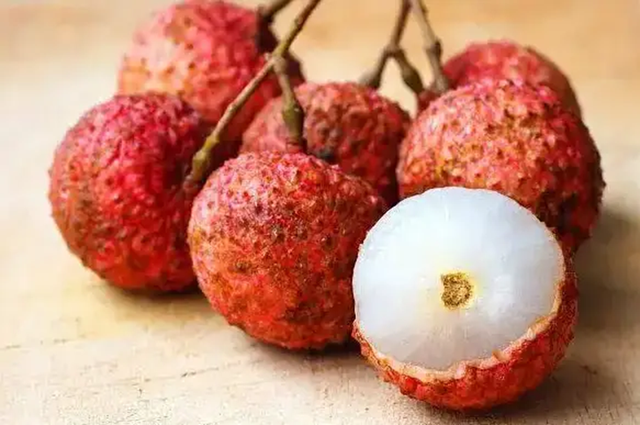 3 loại quả l&agrave; "vua thối gan", c&agrave;ng ăn gan c&agrave;ng b&eacute;o, cứng- Ảnh 2.