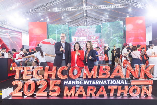 Khai mạc giải chạy biểu trưng của Thủ đô, kết nối cộng đồng, tôn vinh giá trị Di sản – Văn hóa- Ảnh 3. Khai mạc giải chạy biểu trưng của Thủ đô, kết nối cộng đồng, tôn vinh giá trị Di sản – Văn hóa- Ảnh 3.