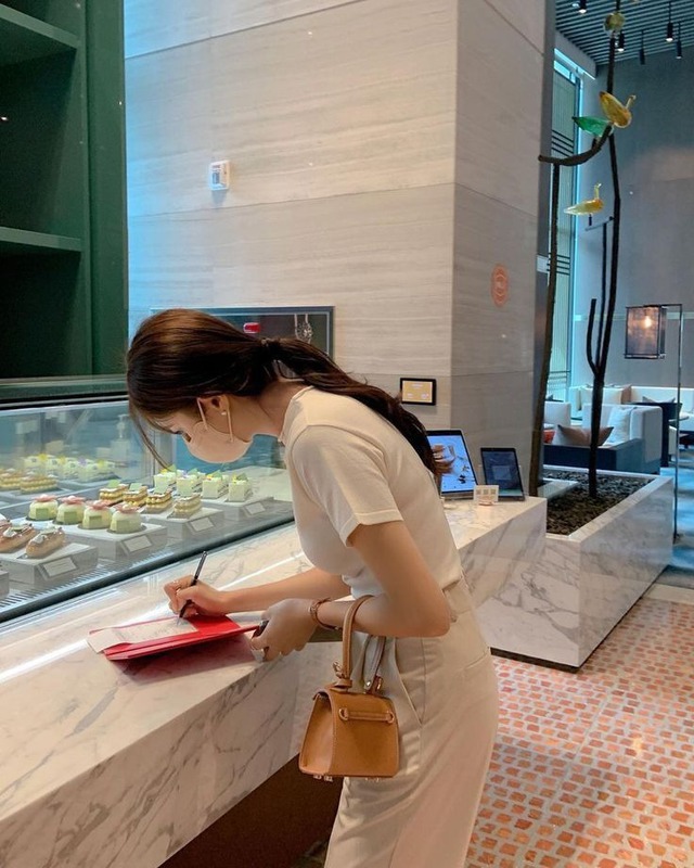 7 điều người lương thấp vẫn làm mỗi ngày- Ảnh 1. 7 điều người lương thấp vẫn làm mỗi ngày- Ảnh 1.