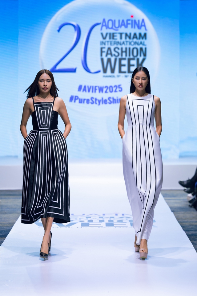 Hai thiết kế đến từ Chula Fashion (Spain) Hai thiết kế đến từ Chula Fashion (Spain)