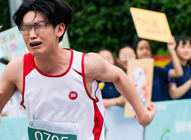 Nam thanh niên chạy bộ suốt 1 năm, kết quả nốt phổi chuyển thành ung thư- Ảnh 1. Nam thanh niên chạy bộ suốt 1 năm, kết quả nốt phổi chuyển thành ung thư- Ảnh 1.