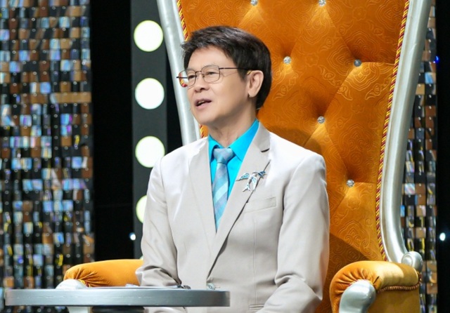 Ngọc Sơn mê mẩn nữ ca sĩ sinh năm 2004: "Em đẹp như thiên thần"- Ảnh 1. Ngọc Sơn mê mẩn nữ ca sĩ sinh năm 2004: "Em đẹp như thiên thần"- Ảnh 1.