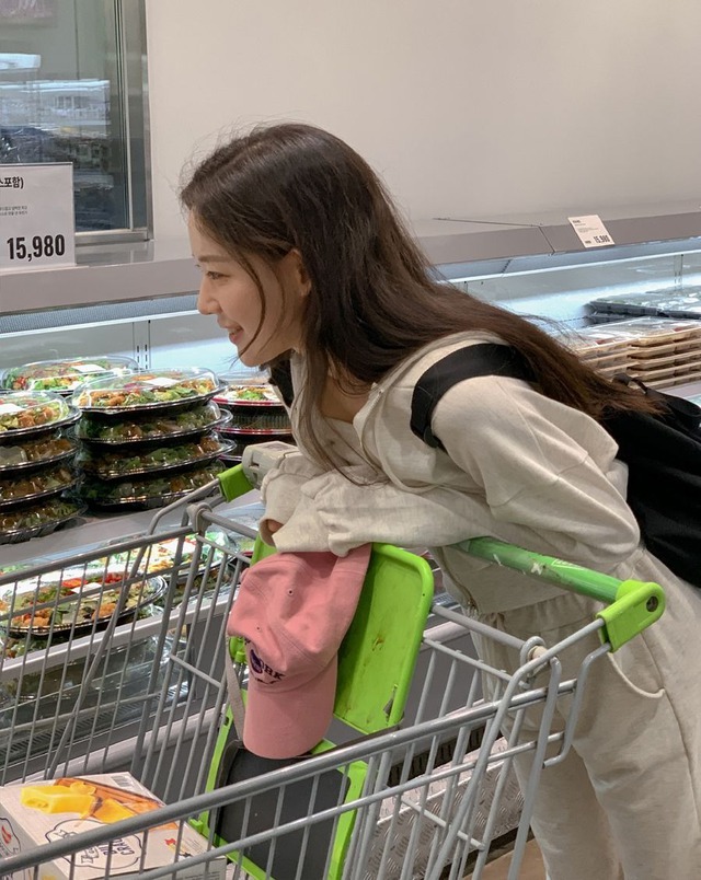 5 kiểu tiêu tiền tố cáo EQ thấp- Ảnh 1. 5 kiểu tiêu tiền tố cáo EQ thấp- Ảnh 1.