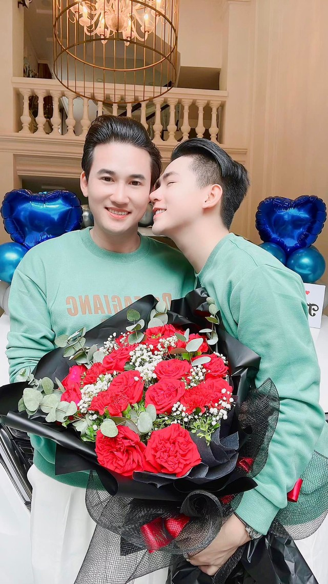 Nam diễn viên đình đám gặp khó khăn trong sự nghiệp vì công khai giới tính, 36 tuổi quyết định chi 1 tỷ làm việc không ai ngờ tới!- Ảnh 3.