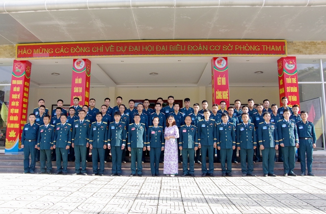 Đoàn cơ sở Phòng Tham mưu, Sư đoàn 377 tổ chức Đại hội đại biểu nhiệm kỳ 2025 - 2030
- Ảnh 2. Đoàn cơ sở Phòng Tham mưu, Sư đoàn 377 tổ chức Đại hội đại biểu nhiệm kỳ 2025 - 2030
- Ảnh 2.