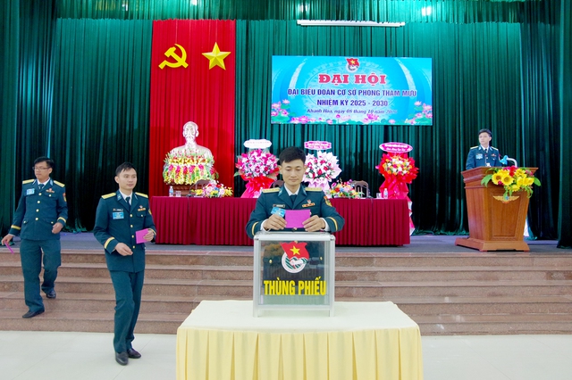 Đoàn cơ sở Phòng Tham mưu, Sư đoàn 377 tổ chức Đại hội đại biểu nhiệm kỳ 2025 - 2030
- Ảnh 3. Đoàn cơ sở Phòng Tham mưu, Sư đoàn 377 tổ chức Đại hội đại biểu nhiệm kỳ 2025 - 2030
- Ảnh 3.