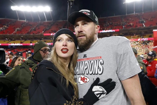 Taylor Swift bị ruồng bỏ vẫn l&agrave;m n&ecirc;n lịch sử, cả loạt si&ecirc;u sao &ldquo;ra chuồng g&agrave;&rdquo;- Ảnh 5.