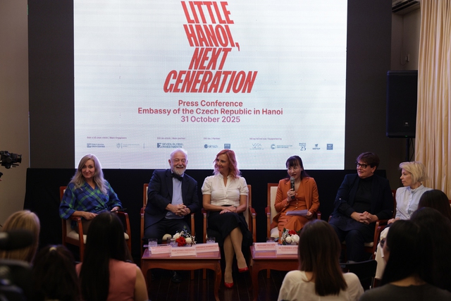 Trải nghiệm gắn kết Việt - Séc mitom bong da truc tiep nhiếp ảnh- Ảnh 1.