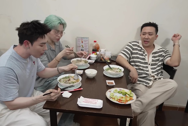 Đức Phúc nói thẳng Trấn Thành: "Phải kiếm sống"- Ảnh 2.