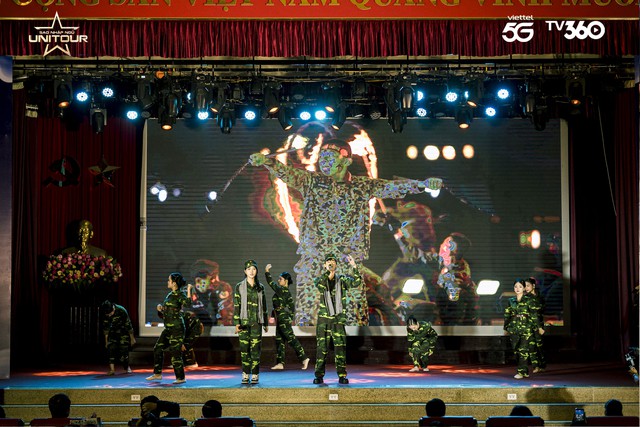 Trang Pháp, Hậu Hoàng lan tỏa tinh thần yêu nước tại Học viện Báo chí & Tuyên truyền- Ảnh 4.