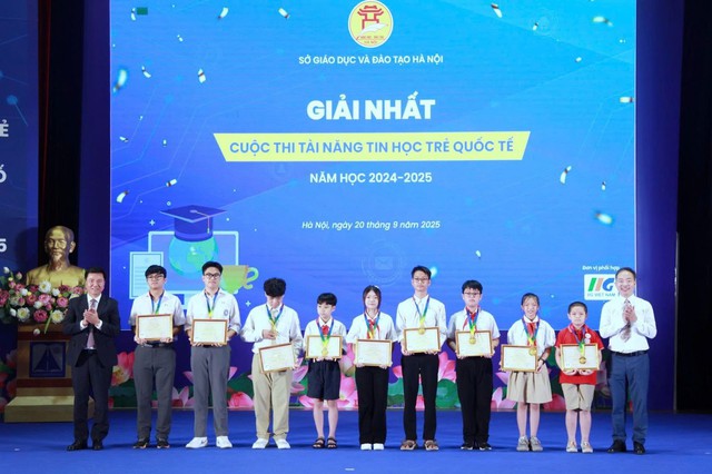 Vinh dự lớn – niềm tự hào của thầy và trò trường THCS Nguyễn Trãi- Ảnh 2. Vinh dự lớn – niềm tự hào của thầy và trò trường THCS Nguyễn Trãi- Ảnh 2.