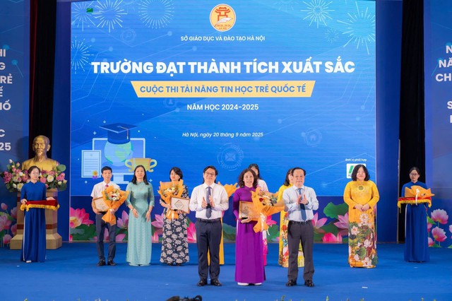 Vinh dự lớn – niềm tự hào của thầy và trò trường THCS Nguyễn Trãi- Ảnh 3. Vinh dự lớn – niềm tự hào của thầy và trò trường THCS Nguyễn Trãi- Ảnh 3.
