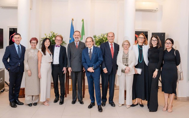 Vinh danh một đời cống hiến cho h&agrave;nh tr&igrave;nh nh&acirc;n đạo- Ảnh 4.