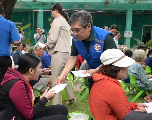  Thành phố Hồ Chí Minh hỗ trợ Huế và Đà Nẵng 35 tỷ đồng khắc phục thiệt hại bão lũ- Ảnh 3.