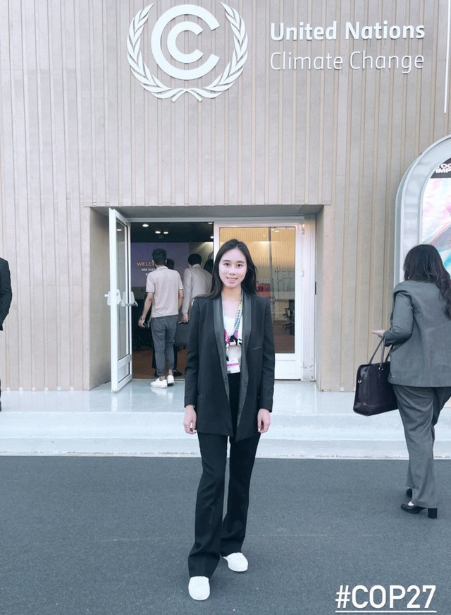 Cô giáo tiểu học mặc giản dị đứng lớp hóa ra là ái nữ tỷ phú, tài sản nghìn tỷ- Ảnh 11.