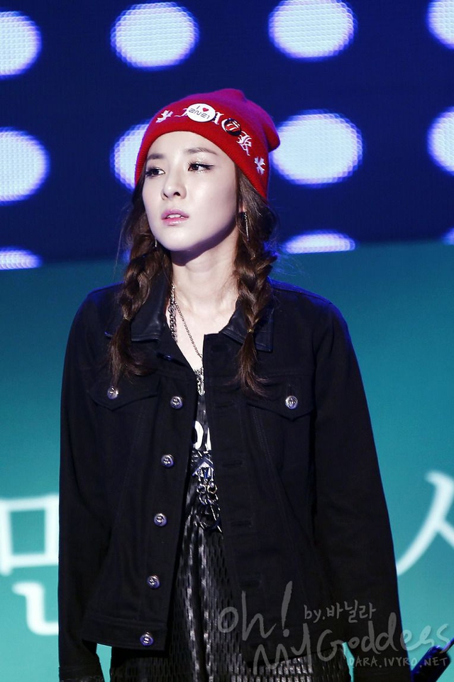 Nữ thần tượng trẻ lâu nhất Kpop 41 tuổi vẫn rạng ngời nữ thần thanh xuân: Luôn hạn chế ăn 1 món, nạp cho cơ thể đủ 1 thứ để nội tiết dồi dào- Ảnh 9. Nữ thần tượng trẻ lâu nhất Kpop 41 tuổi vẫn rạng ngời nữ thần thanh xuân: Luôn hạn chế ăn 1 món, nạp cho cơ thể đủ 1 thứ để nội tiết dồi dào- Ảnh 9.