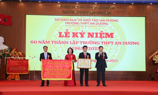 Kỷ niệm 60 năm thành lập Trường THPT An Dương: Dấu son truyền thống – Động lực vươn tầm tương lai- Ảnh 3. Kỷ niệm 60 năm thành lập Trường THPT An Dương: Dấu son truyền thống – Động lực vươn tầm tương lai- Ảnh 3.