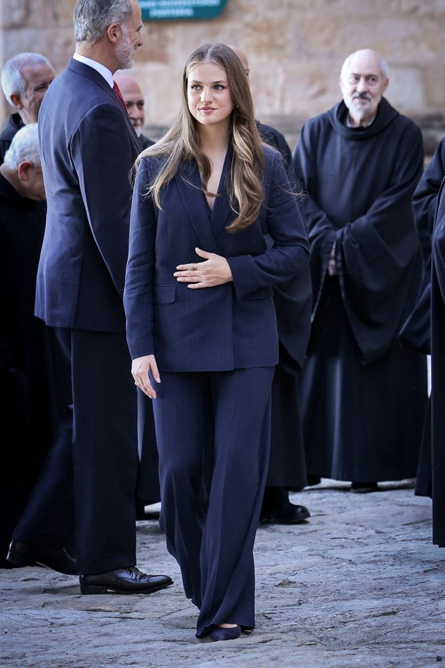 Không còn nhận ra đây là nàng công chúa "thiên thần nhỏ" xinh đẹp nhất châu Âu năm nào- Ảnh 5.