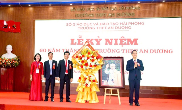 Kỷ niệm 60 năm thành lập Trường THPT An Dương: Dấu son truyền thống – Động lực vươn tầm tương lai- Ảnh 2. Kỷ niệm 60 năm thành lập Trường THPT An Dương: Dấu son truyền thống – Động lực vươn tầm tương lai- Ảnh 2.