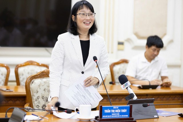 Chương trình lãnh đạo Thành phố Hồ Chí Minh gặp gỡ, động viên các cá nhân đạt giải thưởng Quả Cầu vàng và giải thưởng Nữ sinh khoa học Công nghệ Việt Nam năm 2025- Ảnh 1. Chương trình lãnh đạo Thành phố Hồ Chí Minh gặp gỡ, động viên các cá nhân đạt giải thưởng Quả Cầu vàng và giải thưởng Nữ sinh khoa học Công nghệ Việt Nam năm 2025- Ảnh 1.