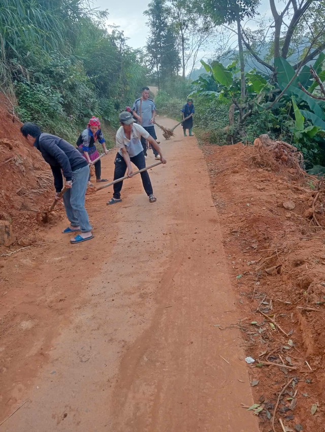 Xã Púng Luông: Ưu tiên duy trì các tiêu chí nông thôn mới có tác động trực tiếp đến đời sống sản xuất, sinh hoạt của người dân- Ảnh 3.