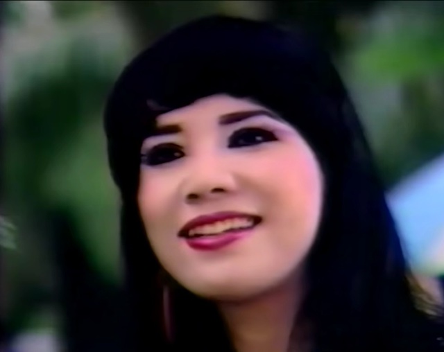 Nhạc sĩ Ho&agrave;ng Phương cầm 60 c&acirc;y v&agrave;ng tới nh&agrave; Bảo Yến, y&ecirc;u cầu 1 việc- Ảnh 1.