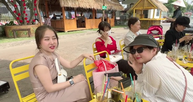 Cận cảnh cơ sở phải tạm dừng kinh doanh của ông trùm thứ 2 Điền Quân- Ảnh 6. Cận cảnh cơ sở phải tạm dừng kinh doanh của ông trùm thứ 2 Điền Quân- Ảnh 6.