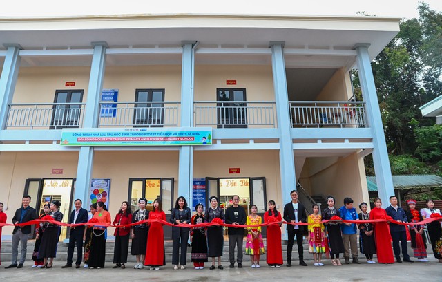 UNIQLO cùng Tổ chức Plan International khánh thành nhà bán trú mới cho học sinh dân tộc thiểu số tại Tuyên Quang- Ảnh 1.
