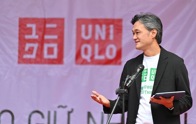 UNIQLO Việt Nam trao tặng 10.000 trang phục giữ nhiệt HEATTECH cho người dân có hoàn cảnh khó khăn tại các tỉnh miền núi- Ảnh 3.