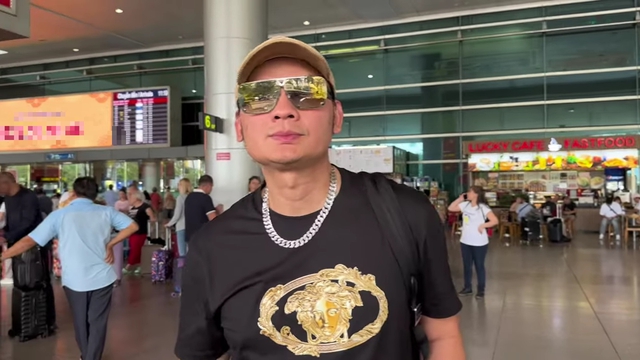 Nam NSƯT vừa sang Mỹ vài ngày đã về nước, ra thông báo- Ảnh 2. Nam NSƯT vừa sang Mỹ vài ngày đã về nước, ra thông báo- Ảnh 2.