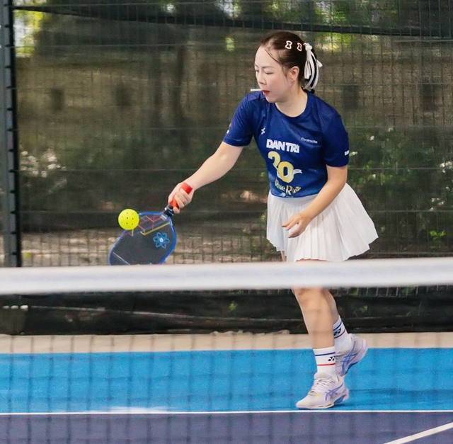 Dân văn phòng "nghiện" pickleball, “đau nhưng ham”, bác sĩ nhắc 1 việc- Ảnh 1. Dân văn phòng "nghiện" pickleball, “đau nhưng ham”, bác sĩ nhắc 1 việc- Ảnh 1.
